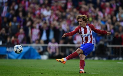 龙珠电竞独家-久保建英助攻队友凌空抽射