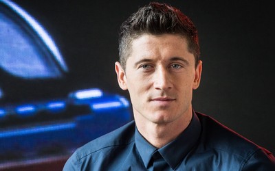 龙珠电竞热评-阿诺德任意球直接破网